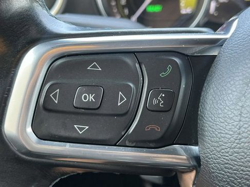 Certified 2022 Jeep Wrangler Unlimited Rubicon 4xe image 17