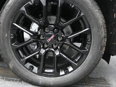 New 2026 GMC Yukon XL Denali w/ Denali Reserve Package image 9