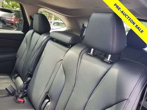 Certified 2025 Acura MDX FWD image 12