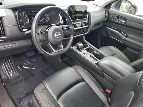 Certified 2023 Nissan Pathfinder SL image 14