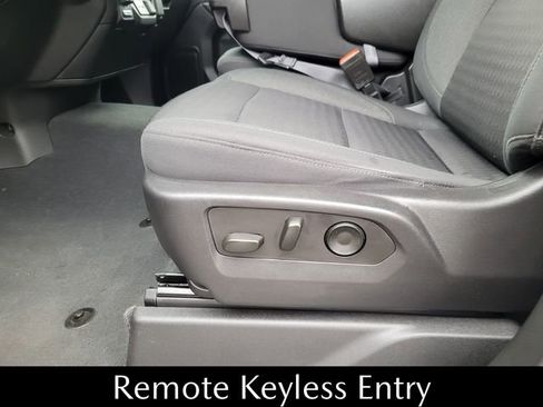 Used 2023 Chevrolet Silverado 1500 Custom image 20