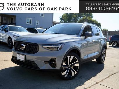 New 2026 Volvo XC40 B5 Ultra w/ Climate Package