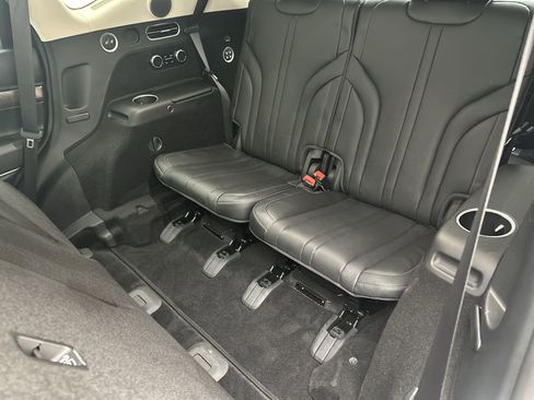 Certified 2026 Genesis GV80 3.5T Advanced AWD/4WD image 24