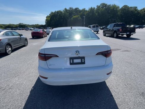 Used 2019 Volkswagen Jetta S w/ Driver Assistance Package FWD image 6