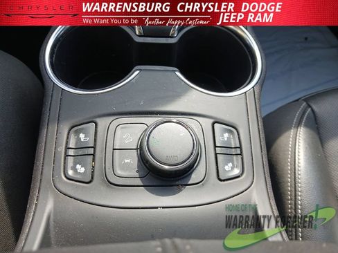 Used 2024 GMC Terrain SLT AWD/4WD image 27