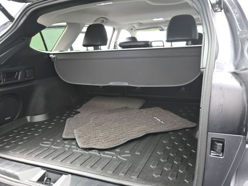 Used 2025 Subaru Outback Limited image 24