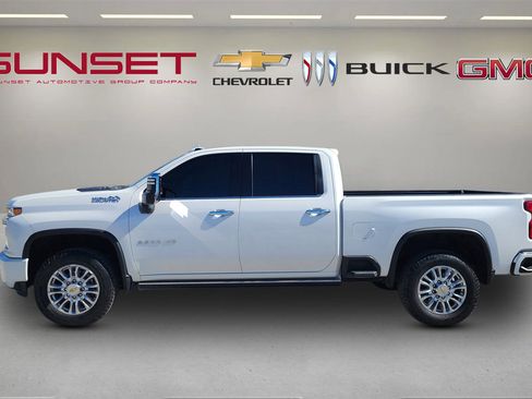 Certified 2023 Chevrolet Silverado 3500 High Country w/ Z71 Off-Road Package image 7