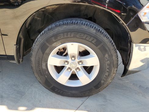 Used 2024 RAM 1500 Classic SLT RWD image 14