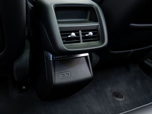 New 2026 Cadillac Lyriq Luxury image 19