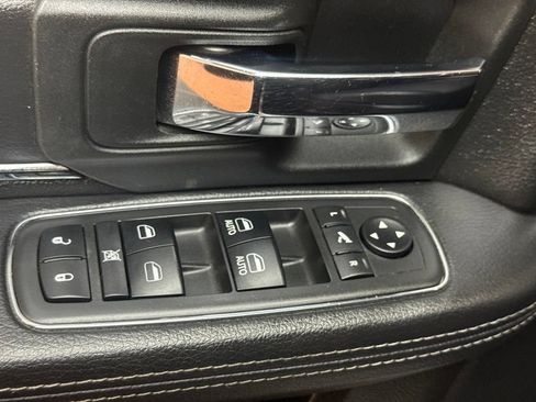 Used 2018 RAM 2500 Big Horn w/ Sport Appearance Group AWD/4WD image 21