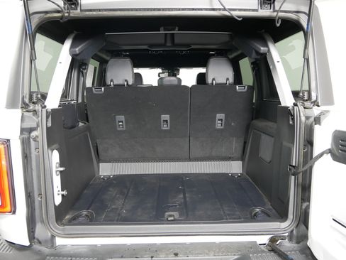 Used 2024 Ford Bronco Badlands image 13