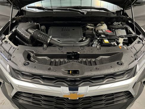 Used 2025 Chevrolet Blazer LT FWD image 67