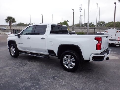 Used 2021 Chevrolet Silverado 2500 LTZ w/ Z71 Chrome Sport Edition image 3