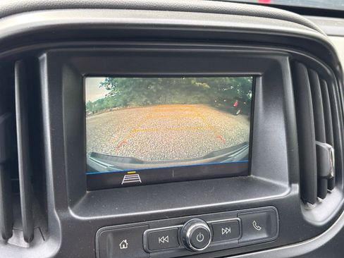Used 2019 Chevrolet Colorado W/T w/ WT Convenience Package RWD image 13