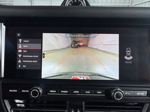 Used 2021 Porsche Macan Turbo w/ Premium Package Plus (PF0) AWD/4WD image 35