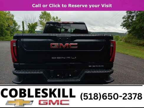 New 2025 GMC Sierra 2500 Denali w/ Denali Reserve Package image 4