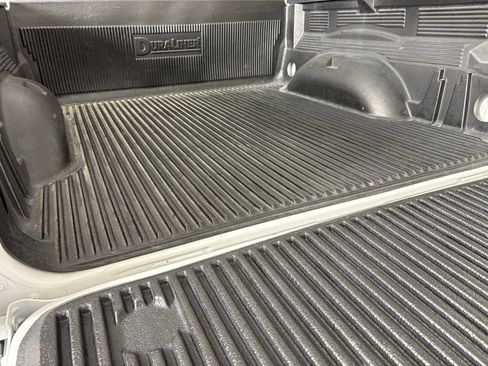 Used 2024 RAM 1500 Laramie image 40