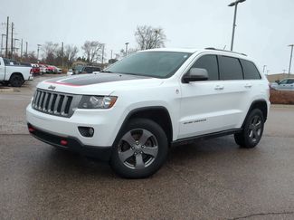 Used 2013 Jeep Grand Cherokee Trailhawk video 1