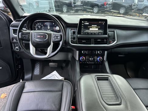 Used 2023 GMC Yukon SLT image 12