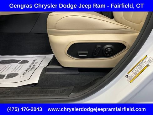 Certified 2024 Jeep Grand Cherokee L Limited AWD/4WD image 14