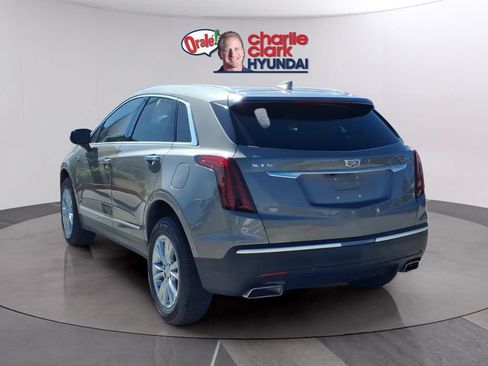 Used 2023 Cadillac XT5 Luxury FWD image 3