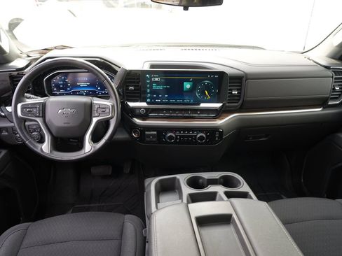 Used 2022 Chevrolet Silverado 1500 RST AWD/4WD image 24