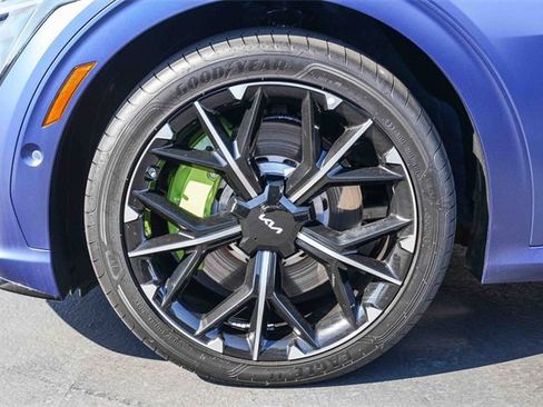 New 2025 Kia EV6 GT image 11