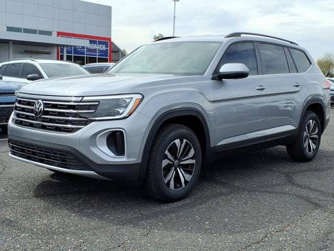 New 2026 Volkswagen Atlas SE image 3