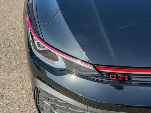 New 2025 Volkswagen GTI SE image 5