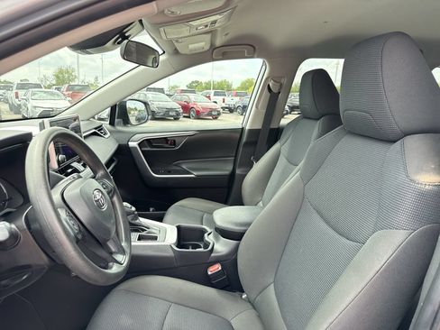 Certified 2025 Toyota RAV4 LE FWD image 13