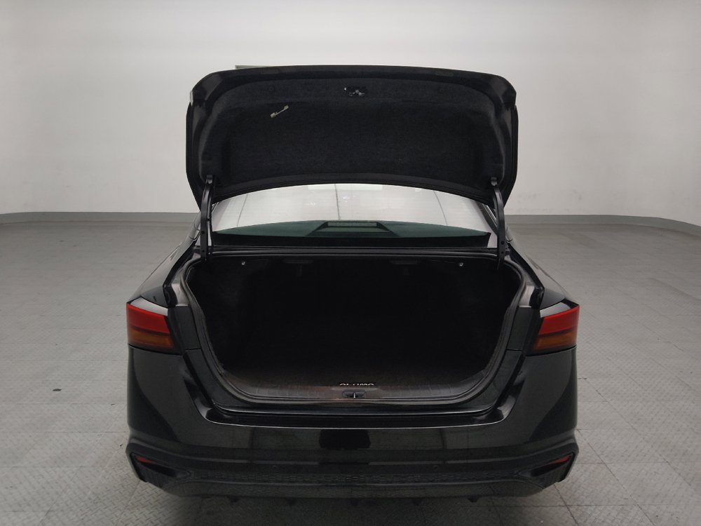 Used 2023 Nissan Altima 2.5 SV FWD image 29