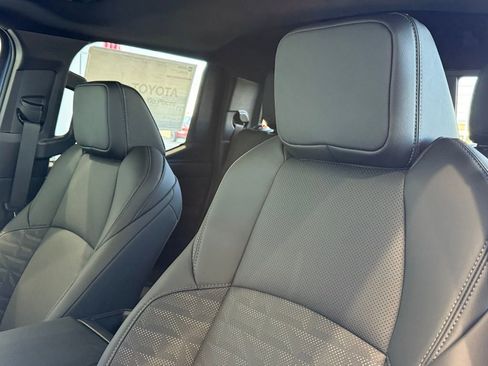 New 2026 Toyota Tacoma TRD Off-Road image 18