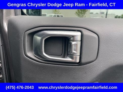 Certified 2025 Jeep Wrangler Unlimited Sahara AWD/4WD image 25