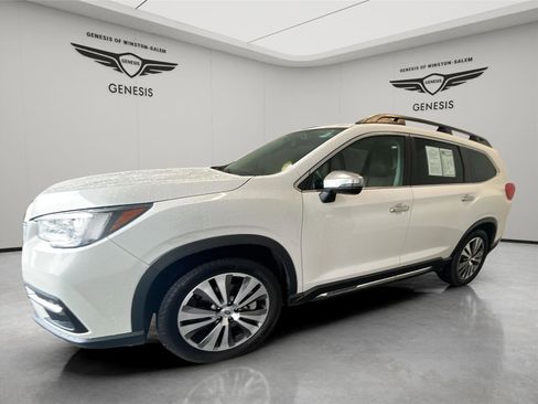 Used 2019 Subaru Ascent Touring w/ Popular Package #3 AWD/4WD image 1