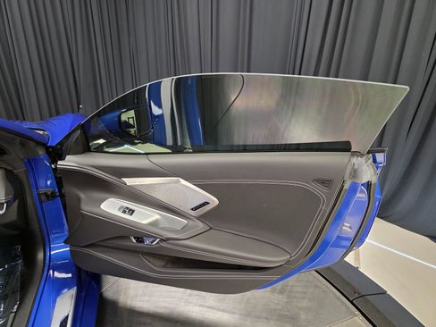 Used 2021 Chevrolet Corvette Stingray Premium Cpe w/ Z51 Performance Package image 36