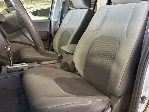 Used 2009 Nissan Xterra X AWD/4WD image 12