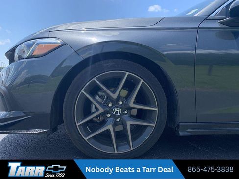 Used 2024 Honda Civic Sport Touring image 2