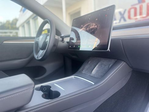Used 2022 Tesla Model Y Performance AWD/4WD image 56