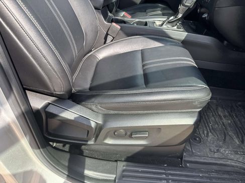 Used 2019 Ford Ranger Lariat w/ Equipment Group 501A Mid image 11