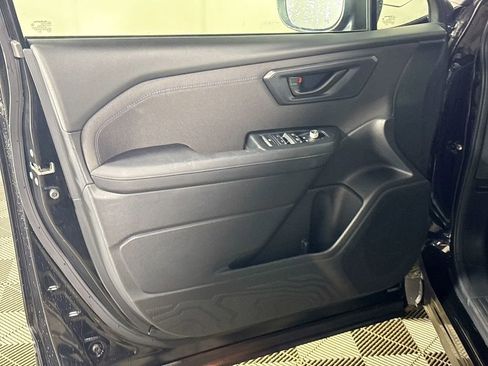 Certified 2025 Subaru Forester Premium image 11