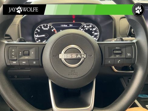 Used 2024 Nissan Rogue S AWD/4WD image 11