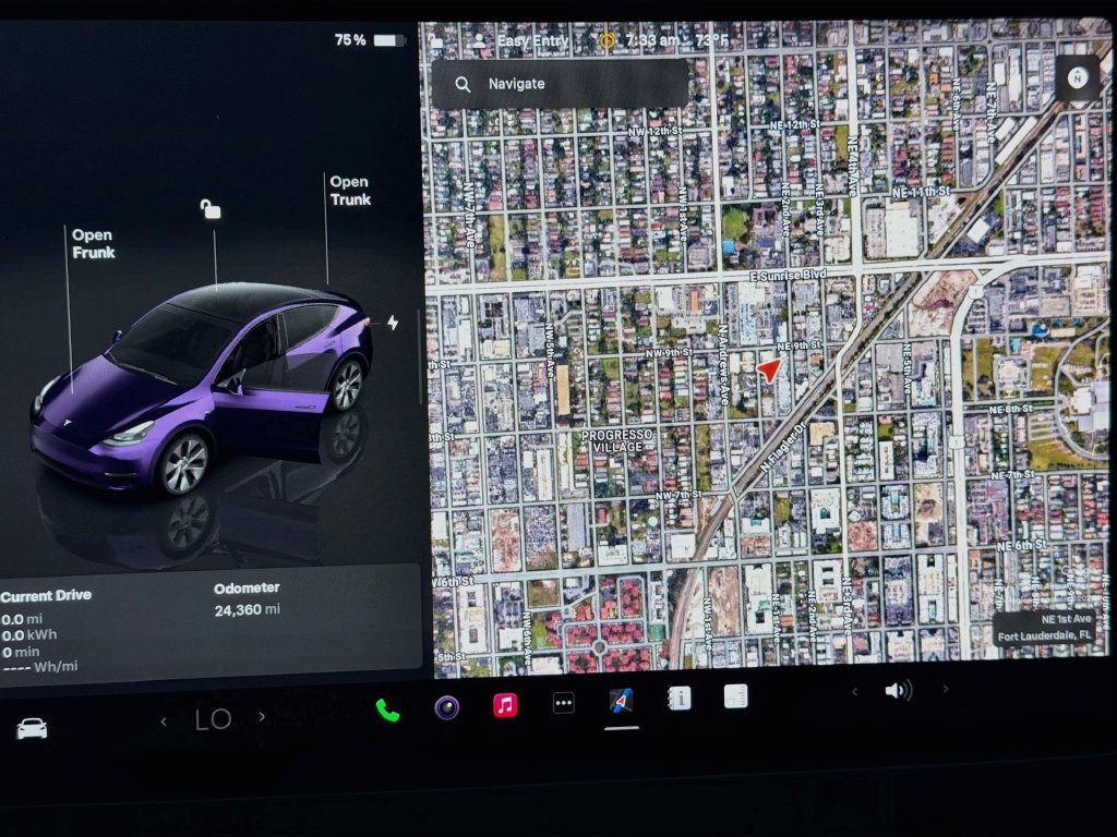 Used 2024 Tesla Model Y Long Range AWD/4WD image 13