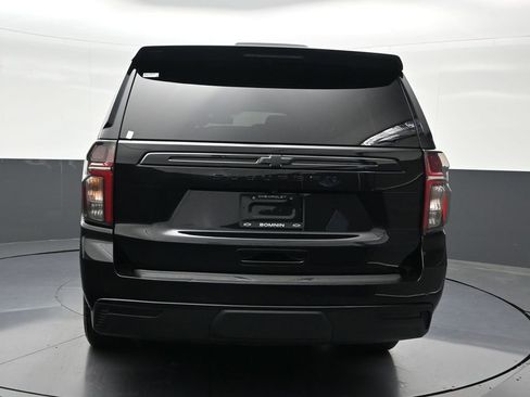 Used 2024 Chevrolet Suburban Z71 w/ Z71 Off-Road Package AWD/4WD image 4