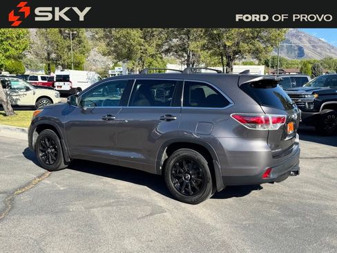 Used 2014 Toyota Highlander Plus AWD/4WD image 9