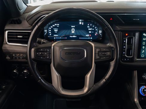 Used 2022 GMC Yukon Denali AWD/4WD image 10