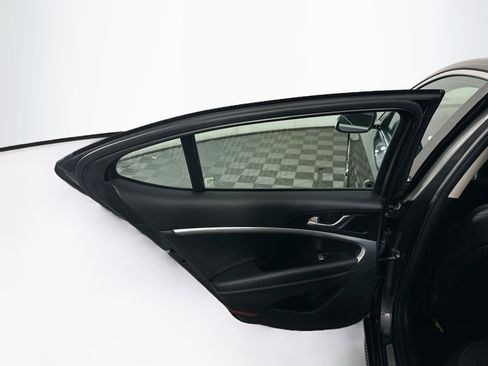 Used 2026 Genesis G70 2.5T RWD image 26