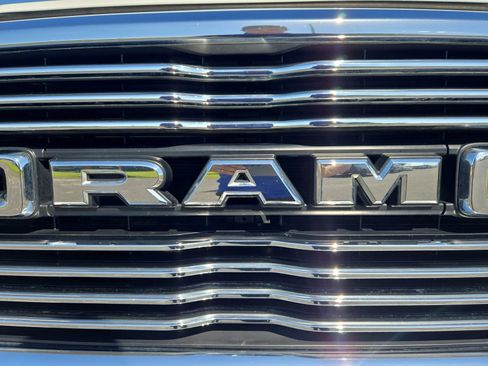 Used 2024 RAM 2500 Laramie w/ Safety Group AWD/4WD image 11