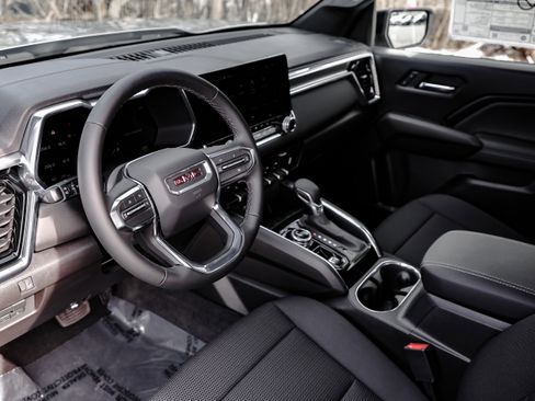 New 2026 GMC Canyon Elevation w/ Convenience Package image 13