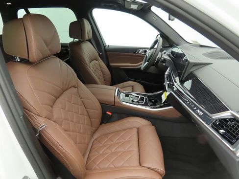 New 2026 BMW X5 sDrive40i image 19