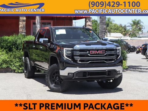 Used 2023 GMC Sierra 1500 SLT w/ SLT Premium Package AWD/4WD image 1